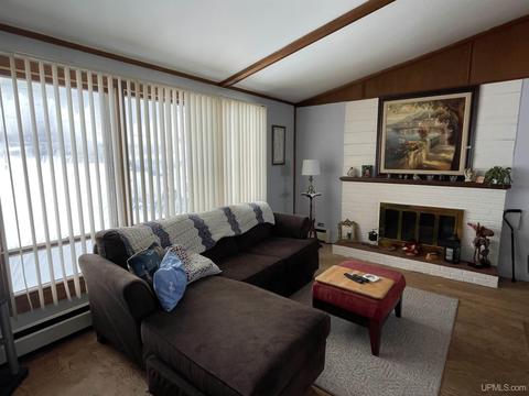 345 S Rose, Ishpeming, MI 49849 photo 9