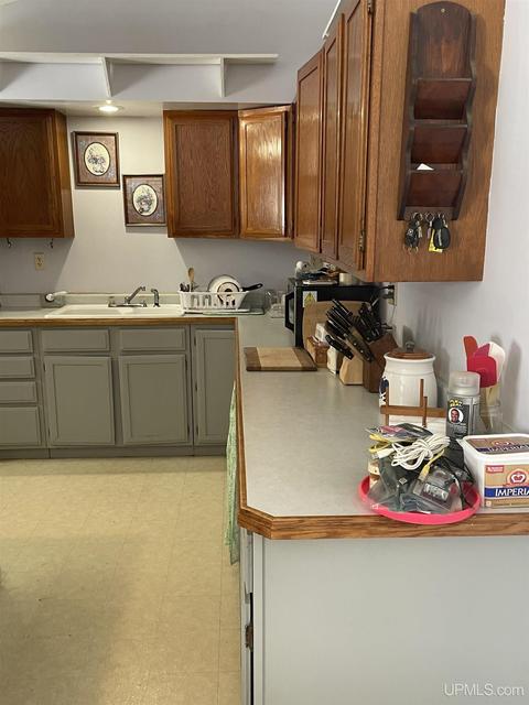 345 S Rose, Ishpeming, MI 49849 photo 27