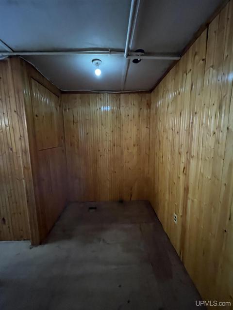 345 S Rose, Ishpeming, MI 49849 photo 34