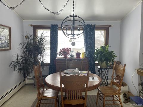 345 S Rose, Ishpeming, MI 49849 photo 2