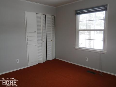 834 E Mason St, Owosso, MI 48867 photo 9