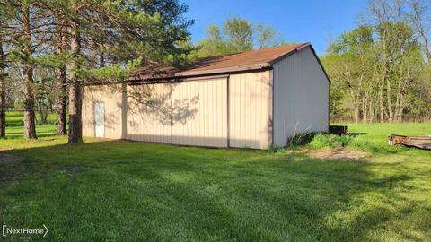 8285 Whitney, Gaines, MI 48436 photo 11