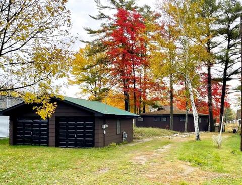 558 Manzer Rd, Beaverton, MI 48612