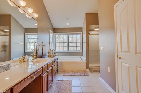 1643 Blushing, Rochester Hills, MI 48307 photo 32