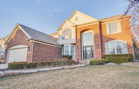 1643 Blushing, Rochester Hills, MI 48307 photo 3