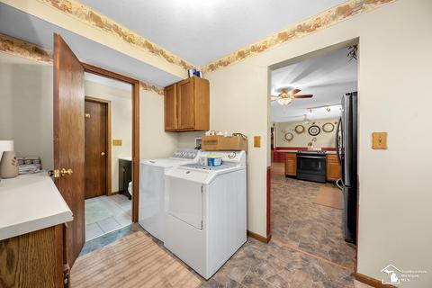 10699 Douglas Rd, Temperance, MI 48182 photo 19