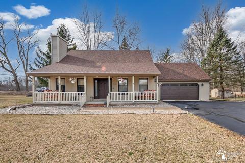 10699 Douglas Rd, Temperance, MI 48182 photo 1