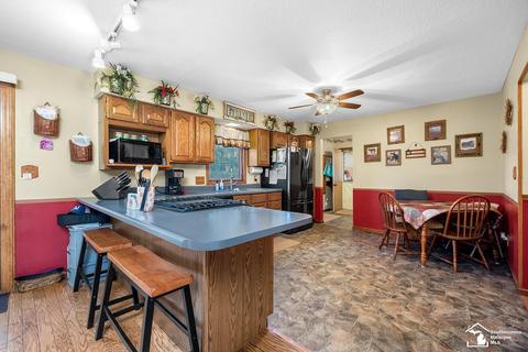 10699 Douglas Rd, Temperance, MI 48182 photo 14