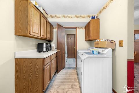 10699 Douglas Rd, Temperance, MI 48182 photo 18