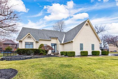48694 Chestnut, Macomb, MI 48044 photo 2
