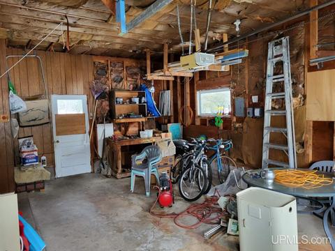 115 Maple, White Pine, MI 49971 photo 10