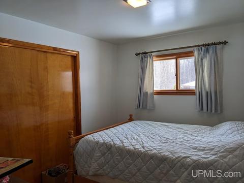 115 Maple, White Pine, MI 49971 photo 7