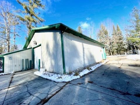 3817 Pinelands Pt, Gladwin, MI 48624 photo 7