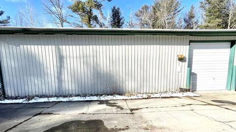3817 Pinelands Pt, Gladwin, MI 48624 photo 6