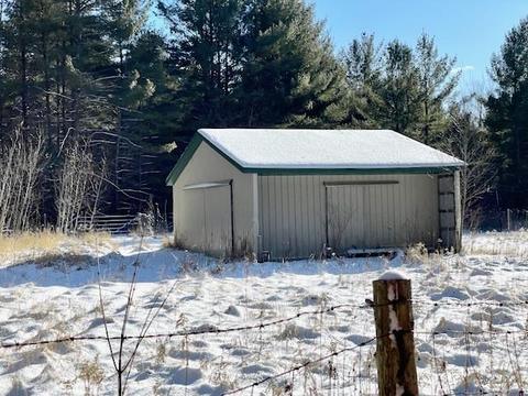 3817 Pinelands Pt, Gladwin, MI 48624 photo 23
