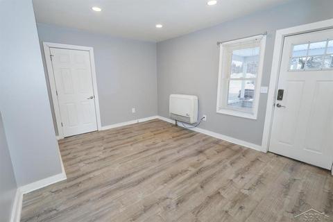 1401 E Haley St, Midland, MI 48642 photo 5