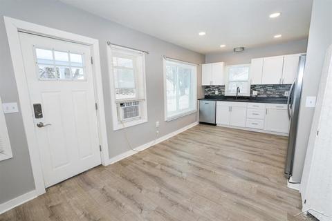 1401 E Haley St, Midland, MI 48642 photo 3