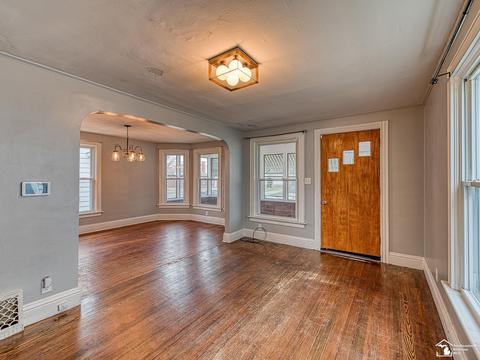 733 Custer, Monroe, MI 48161 photo 9