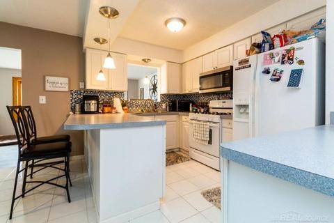 7255 Cardinal, Algonac, MI 48001 photo 12