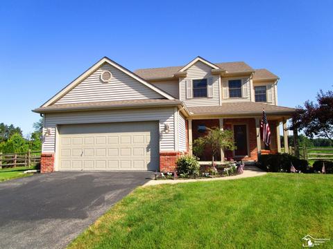 592 Tower Vw, Temperance, MI 48182 photo 1