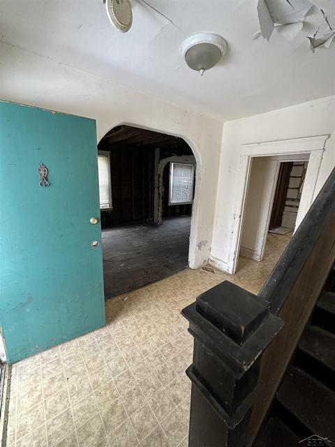1372 Washington Ave, Flint, MI 48503 photo 3
