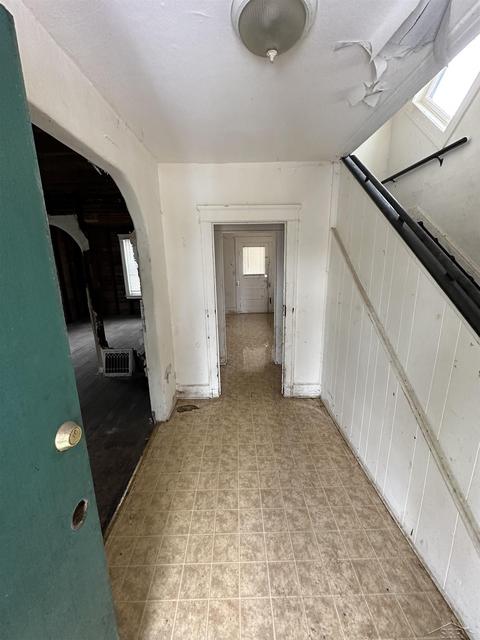 1372 Washington Ave, Flint, MI 48503 photo 4