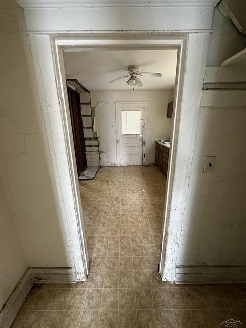 1372 Washington Ave, Flint, MI 48503 photo 7