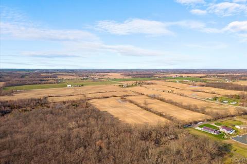 6908 N Adrian, Tecumseh, MI 49286