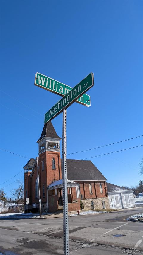 2503 S Washington, Saginaw, MI 48601