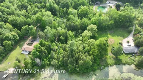 Vl Lakeshore, Gladwin, MI 48624