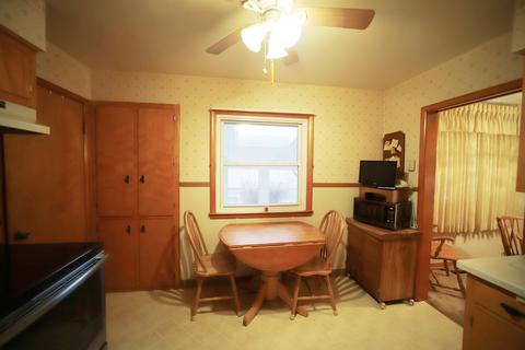 221 Circle Dr, Flushing, MI 48433 photo 11