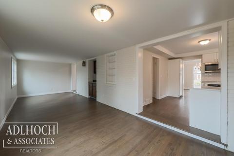 1040 Whittier, Grosse Pointe Park, MI 48230 photo 6