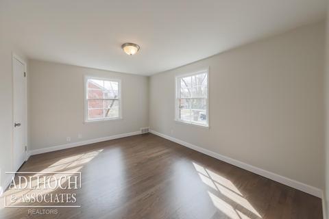 1040 Whittier, Grosse Pointe Park, MI 48230 photo 15