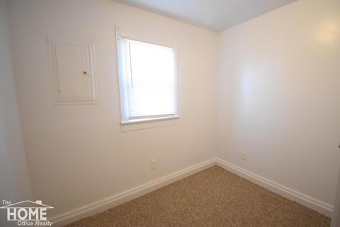 515 Clyde St, Owosso, MI 48867 photo 13