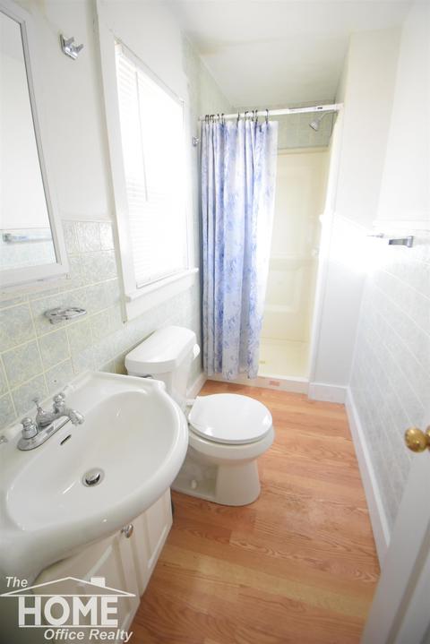 515 Clyde St, Owosso, MI 48867 photo 9