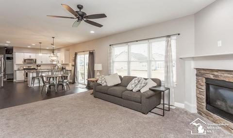 8263 River Oaks, Temperance, MI 48182 photo 8