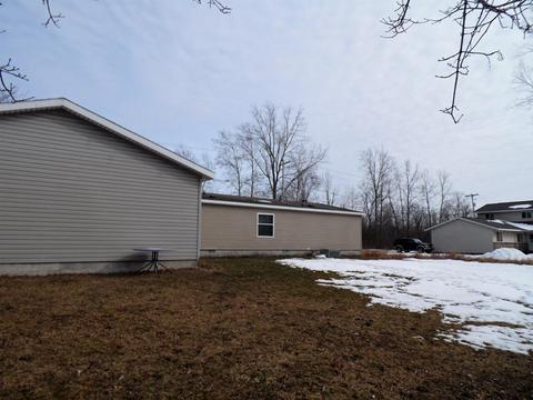 703 N Spg, Gladwin, MI 48624 photo 7