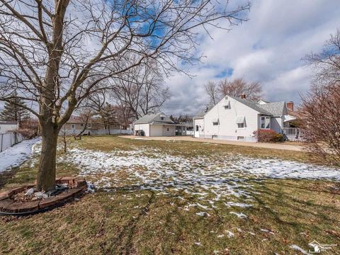 530 Howard, Monroe, MI 48161 photo 3