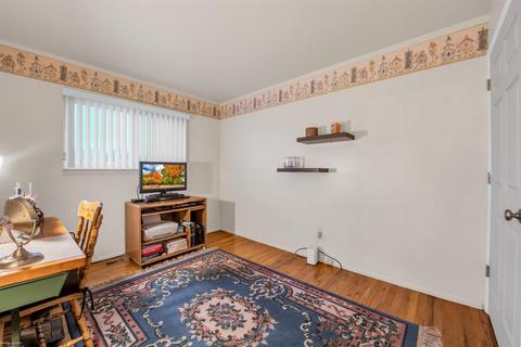 14015 Bade Dr, Warren, MI 48088 photo 13