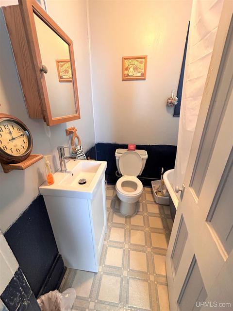 915 N Fifth St, Ishpeming, MI 49849 photo 17