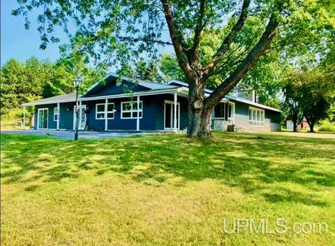 15 Jentoft Rd, L'anse, MI 49946 photo 2
