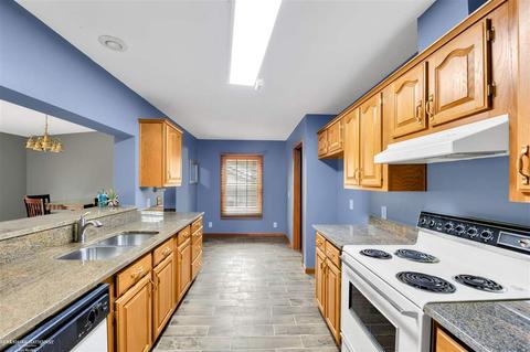 8448 Black Riv, Jeddo, MI 48032 photo 16