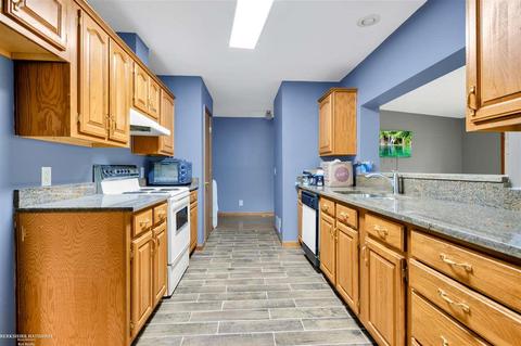 8448 Black Riv, Jeddo, MI 48032 photo 19