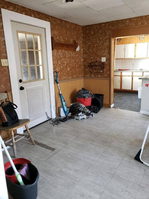 342 Maple, Gladwin, MI 48624 photo 8