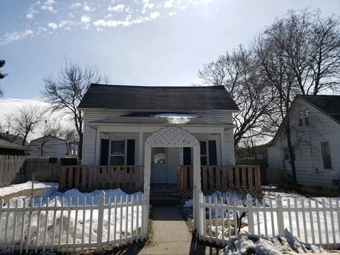 342 Maple, Gladwin, MI 48624 photo 1