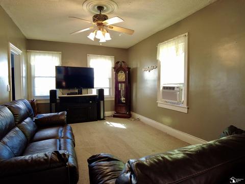 506 E Third, Monroe, MI 48161 photo 2