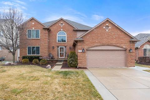 21393 Course Dr, Macomb, MI 48042 photo 1