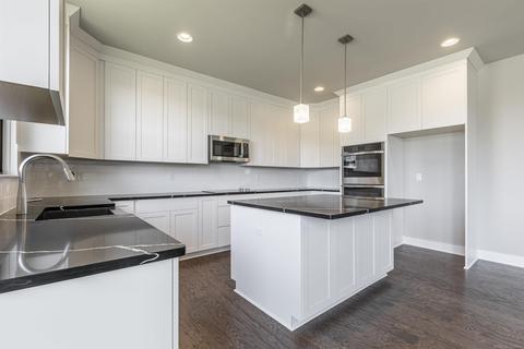 49037 Monarch #2, Macomb, MI 48044 photo 16