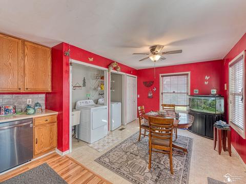48 E Willow, Monroe, MI 48162 photo 3