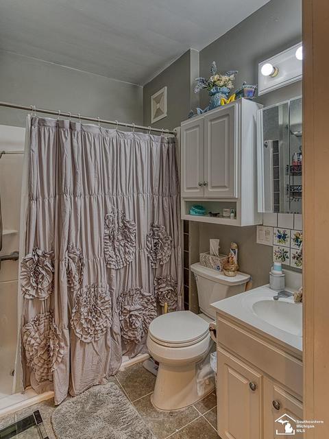 48 E Willow, Monroe, MI 48162 photo 12